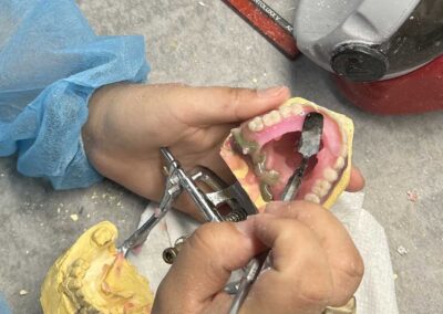 lady-working-dentures-1